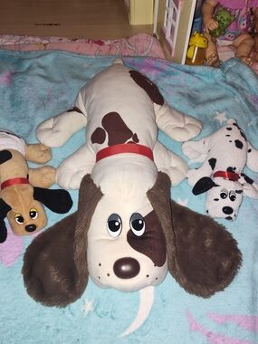 Pound Puppies Plush Dog Toy with Brown Ears and Red Collar - Soft Stuffed Puppy